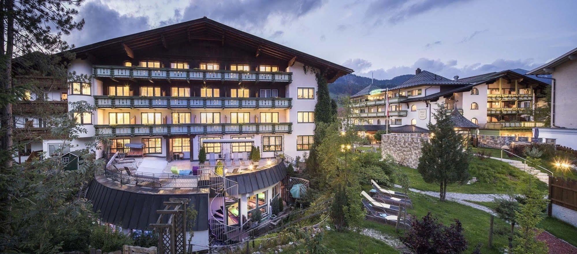 Hotel "Zum Ritter" Tannheim Zewnętrze zdjęcie